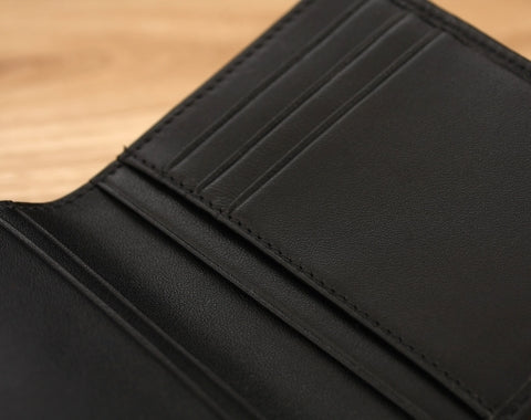 Bravas Woven Short Wallet