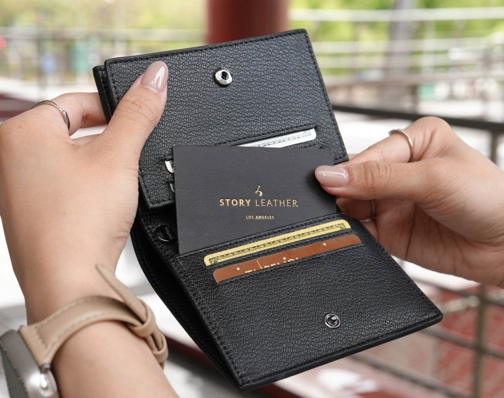Carina Wallet v2 - Black Convertible Leather Wallet Bag