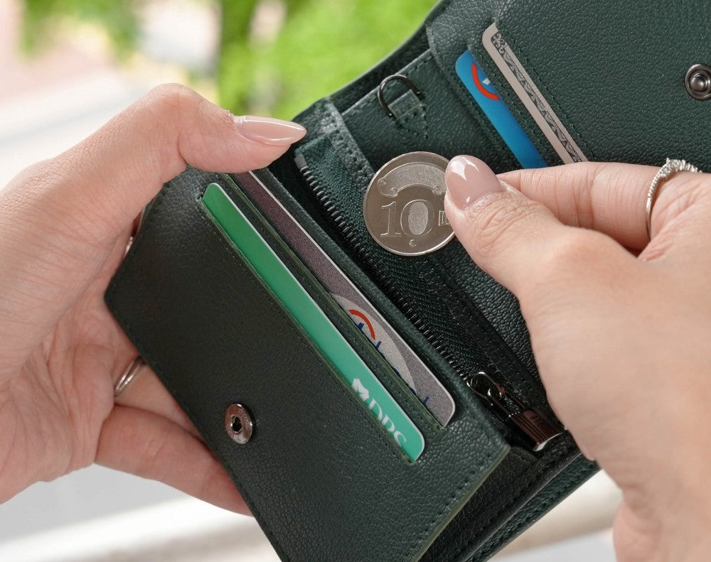 Carina Wallet v2 - Olive Green Convertible Leather Wallet Bag