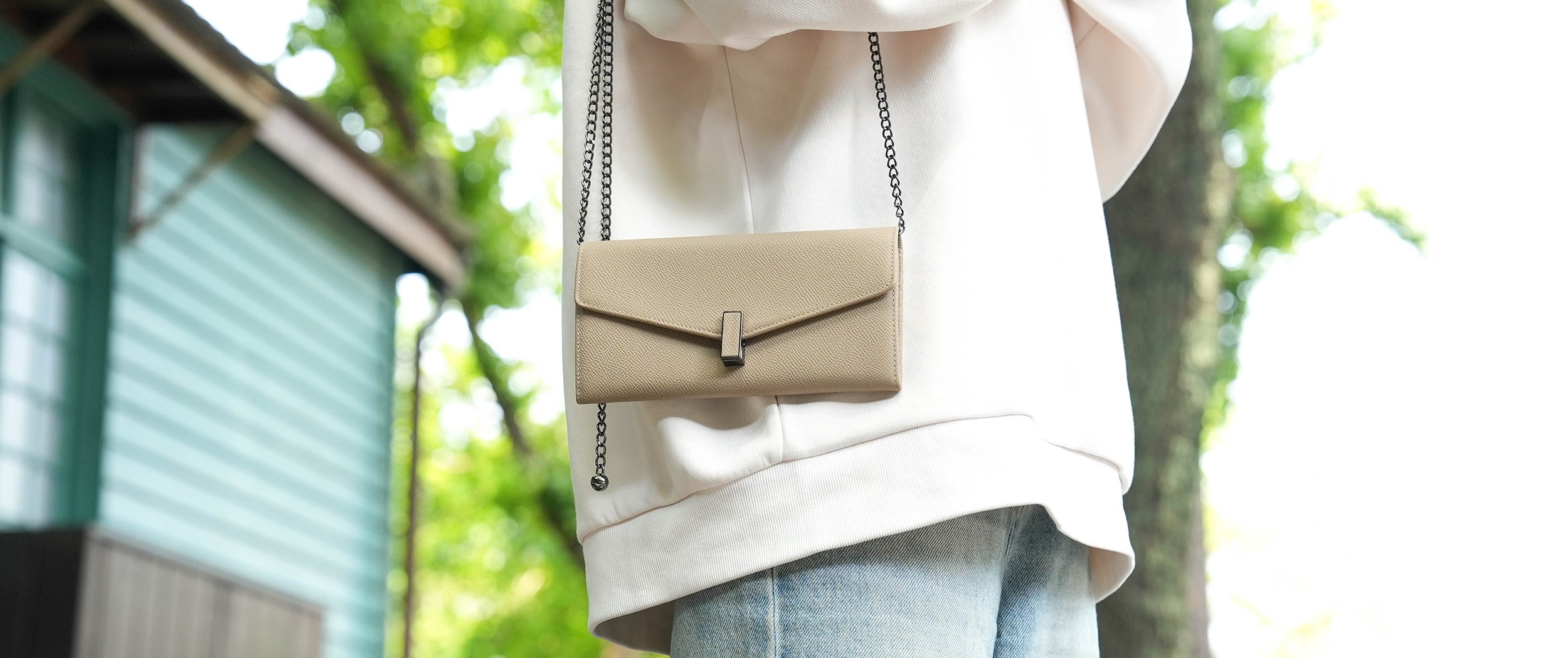 Carina XL v2 Crossbody Clutch - Italian Cross-Hatch in Khaki