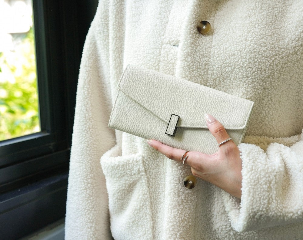Carina XL v2 Crossbody Clutch - Italian Cross-Hatch in Creme White