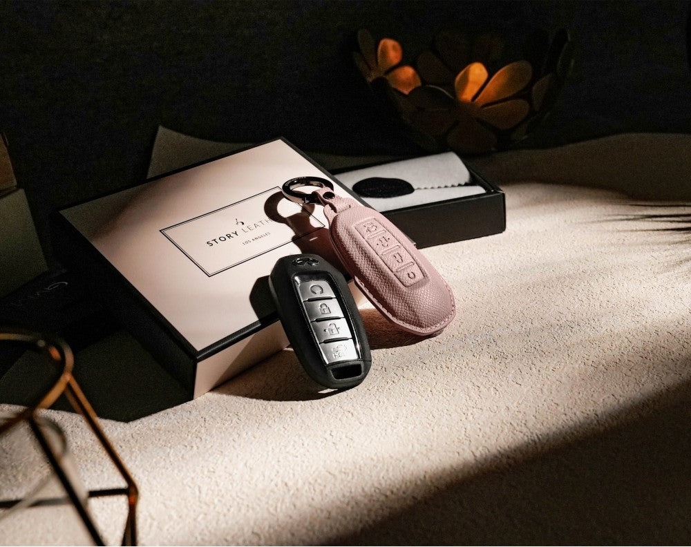 Pink Leather Key Cover for Infiniti Smart Key (Style R4)