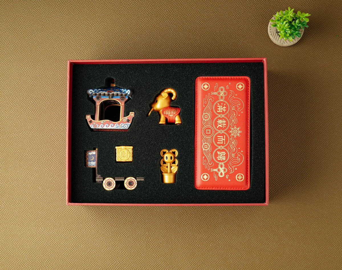 Everything included in the display set