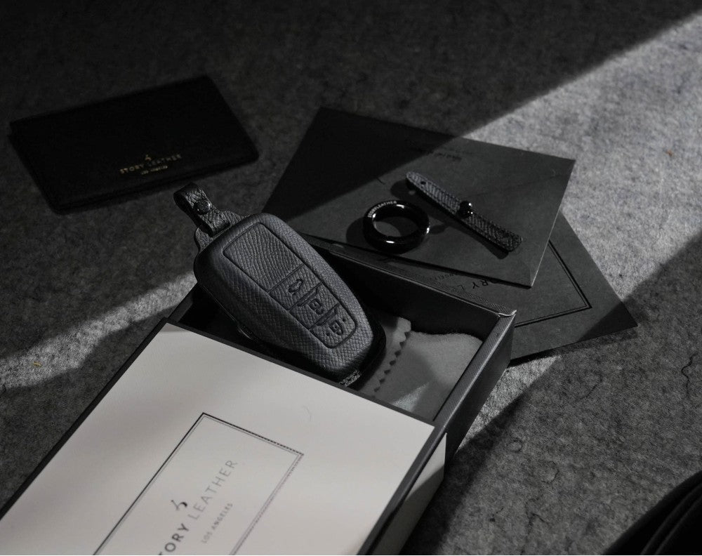 Black Leather Key Cover for Toyota Smart Key (Style O3)