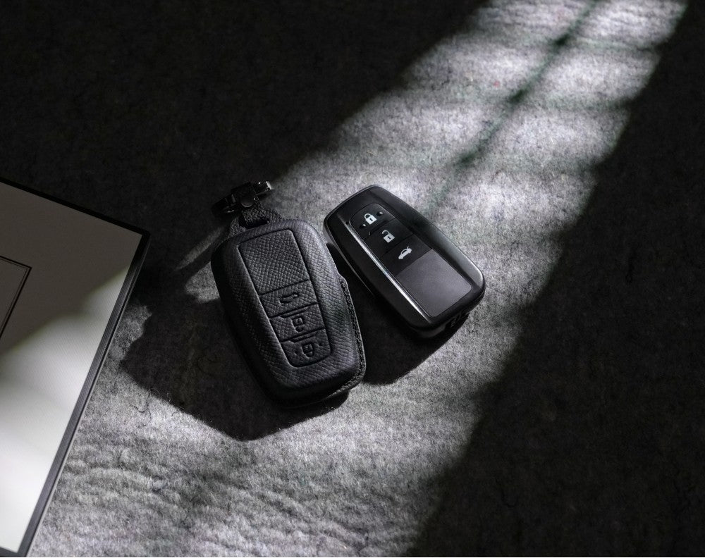 Black Leather Key Cover for Toyota Smart Key (Style O3)