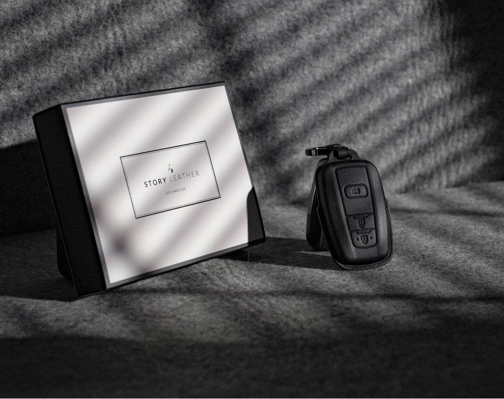 Black Leather Key Cover for Toyota Smart Key (Style O5)
