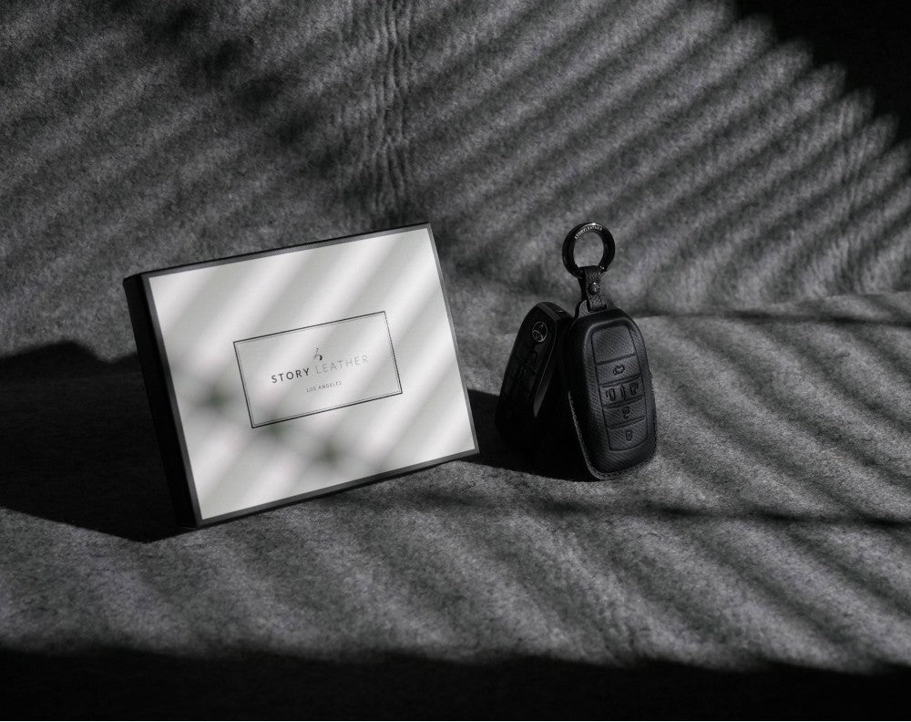 Black Leather Key Cover for Toyota Smart Key (Style R5)