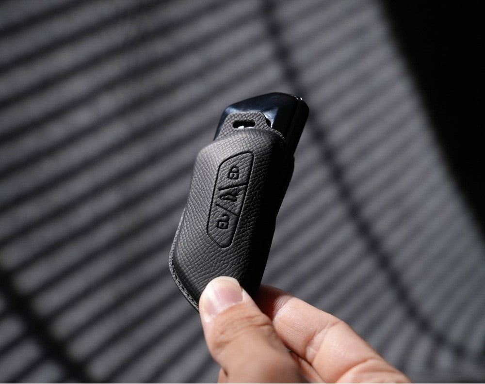 Black Leather Key Cover for Volkswagen & Skoda Smart Key (Style T3)