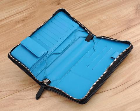 Hudson Passport Wallet