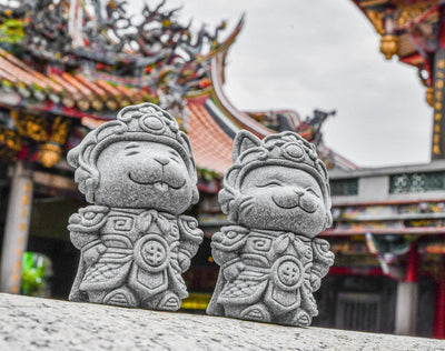 Gee & Lee Miniature Gate Guardian Stone Figurines