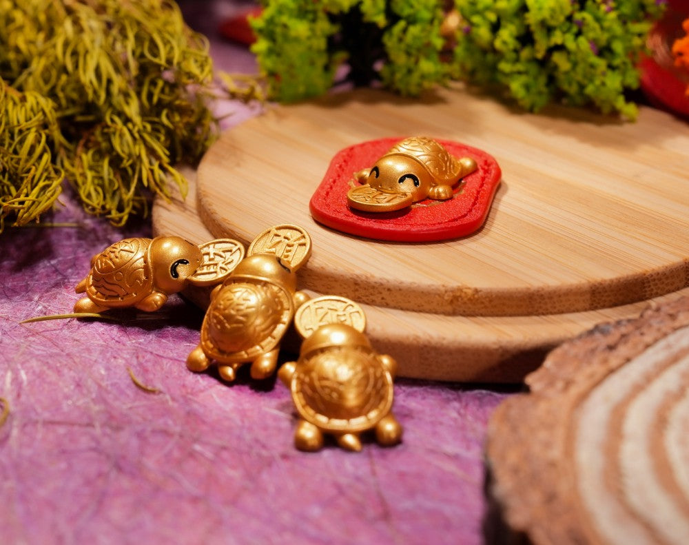 Bountiful Money-Biting Golden Turtle Keepsake - 2026 Edition