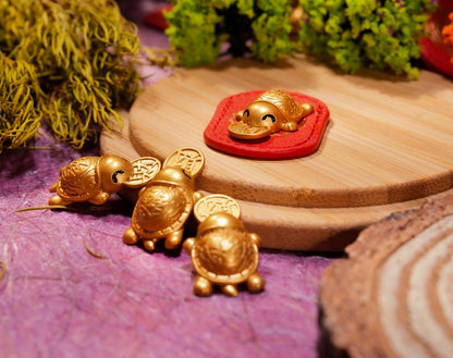 Bountiful Money-Biting Golden Turtle Keepsake - 2026 Edition