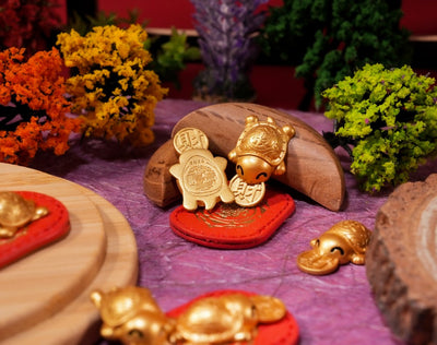 Bountiful Money-Biting Golden Turtle Keepsake - 2026 Edition