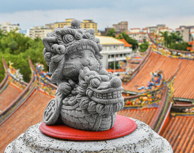 Lucky on Dragon Boat Welcoming Year of Dragon