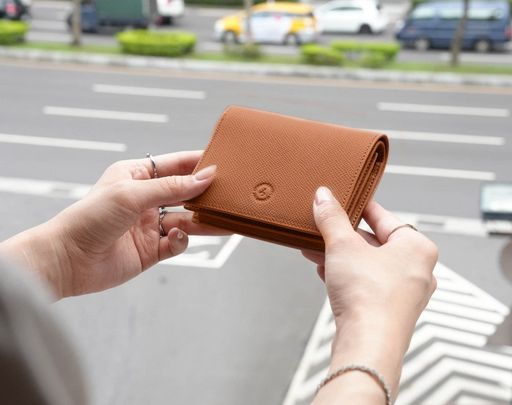 Carina Wallet v2 - Caramel Brown Convertible Leather Wallet Bag