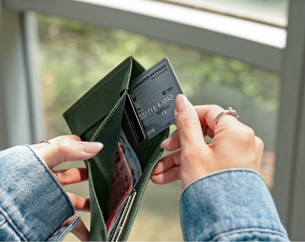 Featherly Passport Wallet - Green Cross-Hatch Texture