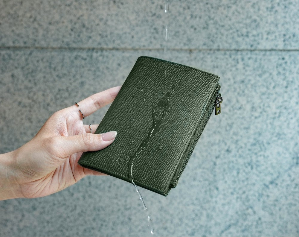 Featherly Passport Wallet - Green Cross-Hatch Texture
