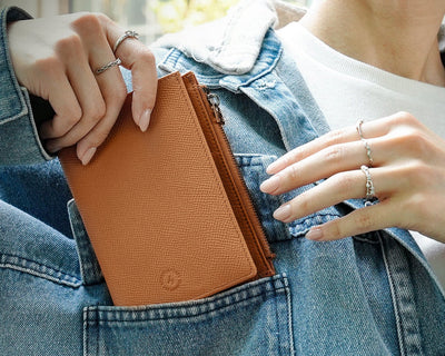 Featherly Passport Wallet - Caramel Cross-Hatch Texture
