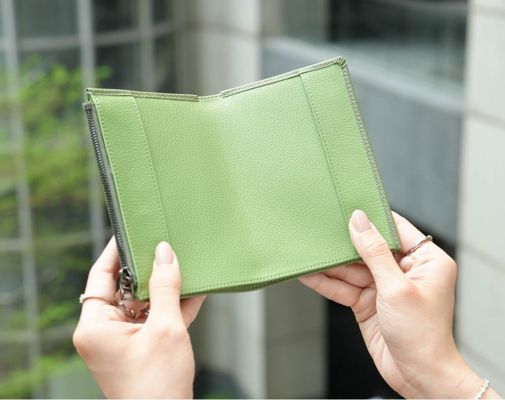 Featherly Passport Wallet - Matcha Cross-Hatch Texture