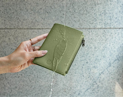 Featherly Passport Wallet - Matcha Cross-Hatch Texture