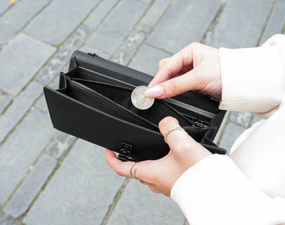 Carina XL v2 Crossbody Clutch - Italian Cross-Hatch in Black