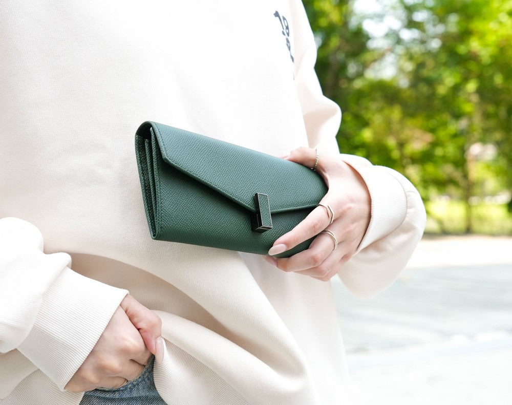 Carina XL v2 Crossbody Clutch - Italian Cross-Hatch in Olive Green