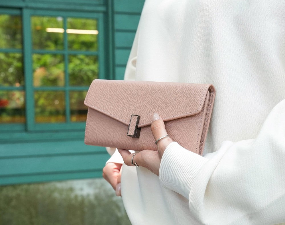 Carina XL v2 Crossbody Clutch - Italian Cross-Hatch in Rose Pink
