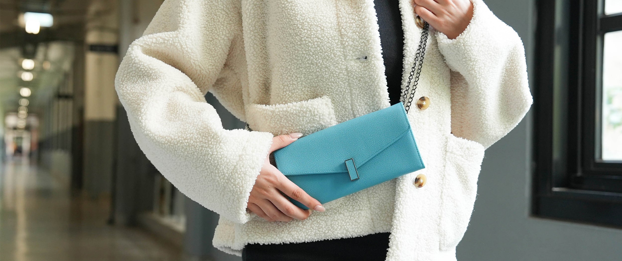 Carina XL v2 Crossbody Clutch - Italian Cross-Hatch in Teal
