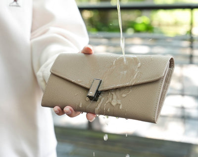 Carina XL v2 Crossbody Clutch - Italian Cross-Hatch in Khaki
