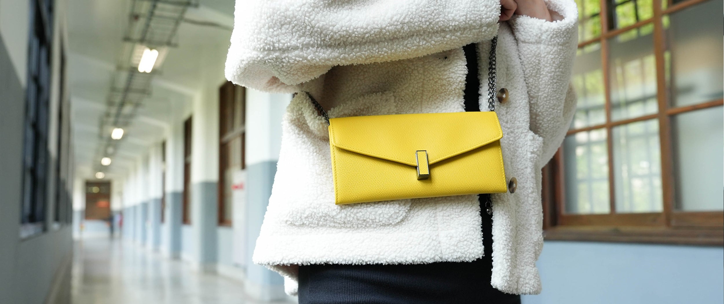 Carina XL v2 Crossbody Clutch - Italian Cross-Hatch in Yellow