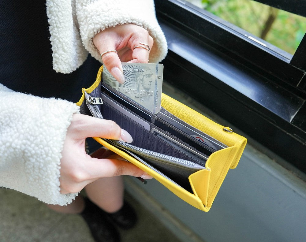 Carina XL v2 Crossbody Clutch - Italian Cross-Hatch in Yellow