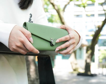 Carina XL v2 Crossbody Clutch - Italian Cross-Hatch in Matcha