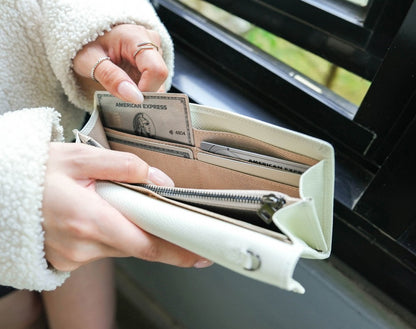 Carina XL v2 Crossbody Clutch - Italian Cross-Hatch in Creme White