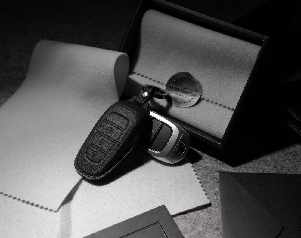 Black Leather Key Cover for Hyundai Smart Key (Style R3)