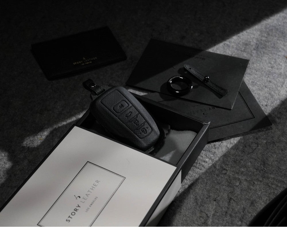 Black Leather Key Cover for Toyota Smart Key (Style O4)