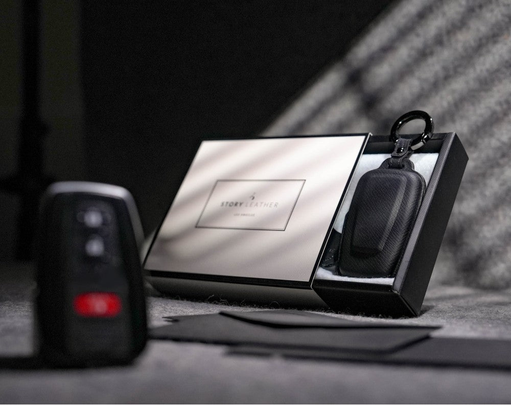Black Leather Key Cover for Toyota Smart Key (Style O5)