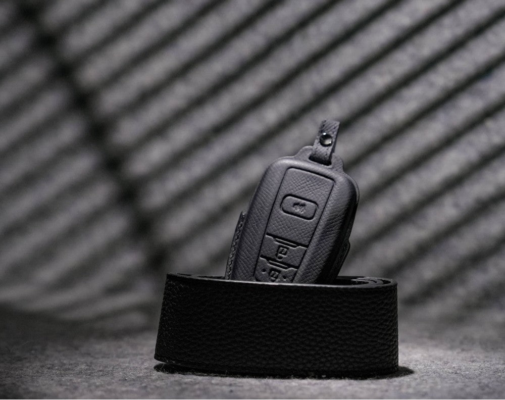 Black Leather Key Cover for Toyota Smart Key (Style O5)