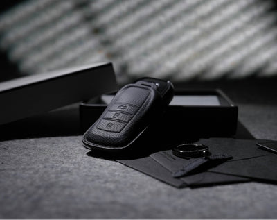 Black Leather Key Cover for Toyota Smart Key (Style R3)