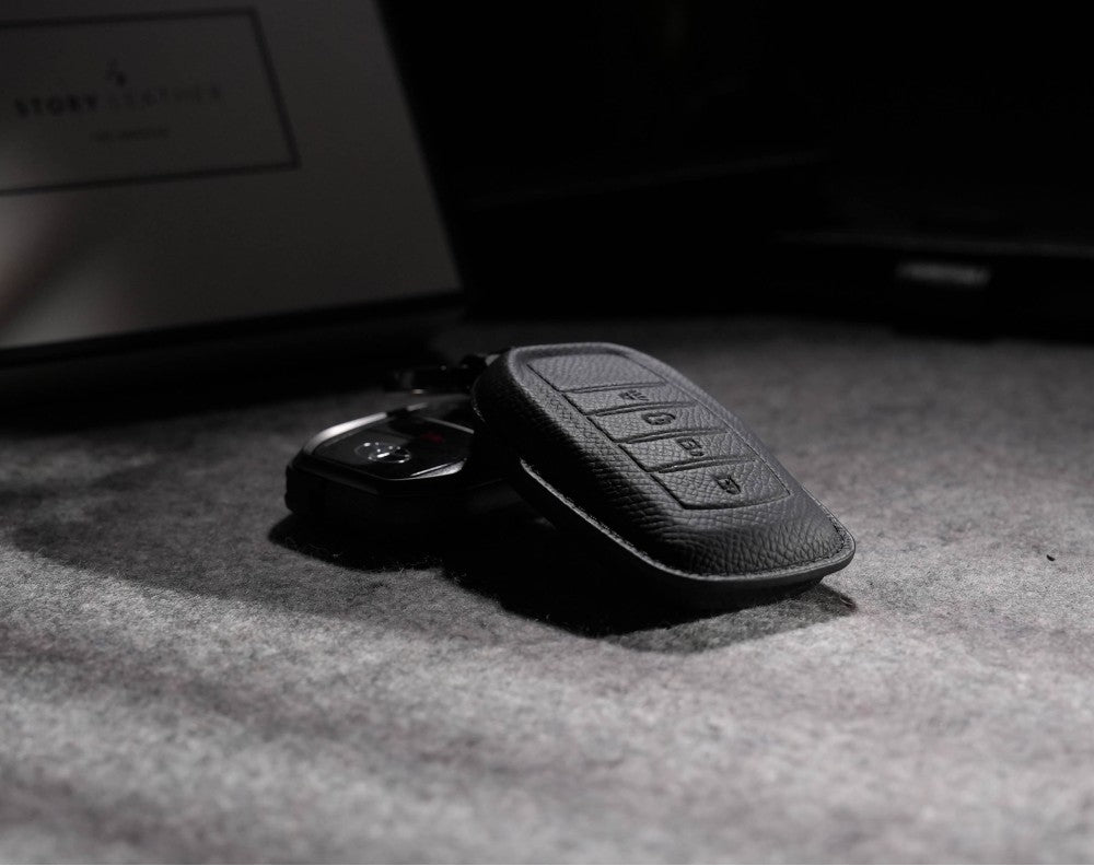 Black Leather Key Cover for Toyota Smart Key (Style R4)
