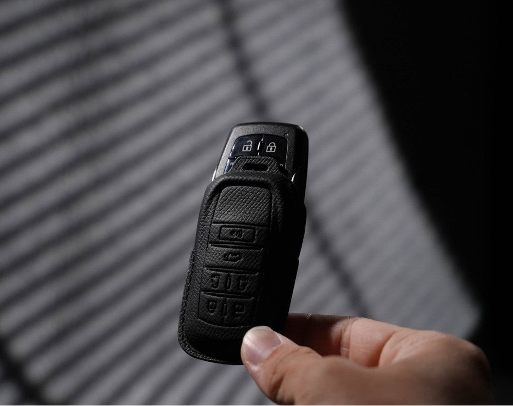 Black Leather Key Cover for Toyota Smart Key (Style R6)