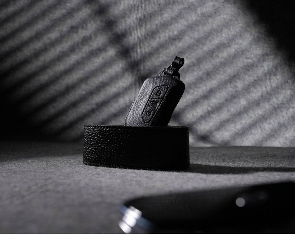Black Leather Key Cover for Volkswagen & Skoda Smart Key (Style T3)