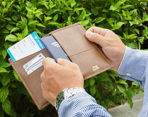 Brookfield Passport Holder