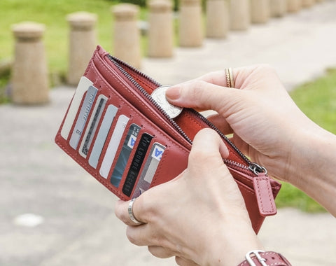 Swift Wristlet Long Wallet