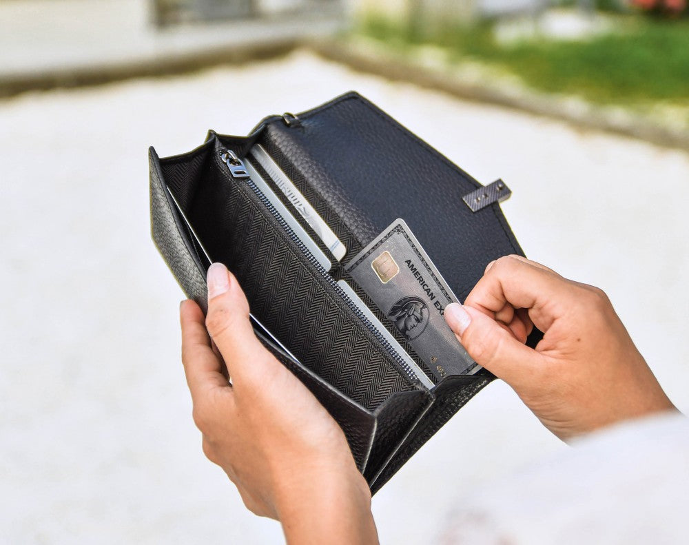 Carina XL Crossbody Phone Purse - Black Pebble Grain