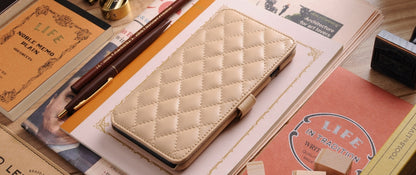 Book Style Quilted