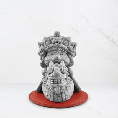 Lucky on Dragon Boat Welcoming Year of Dragon