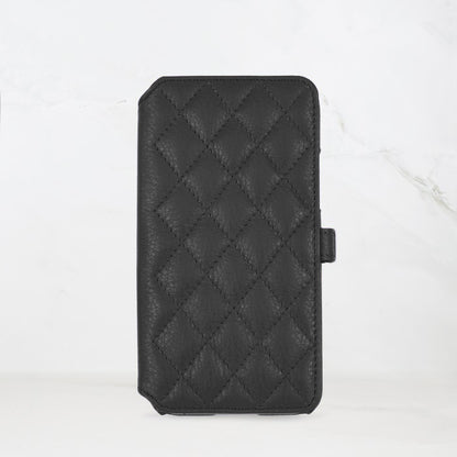 Book Style Quilted