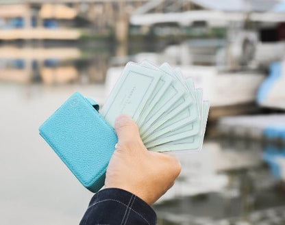 Spread 14-Card Holder