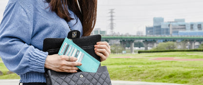 Swift Wristlet Long Wallet